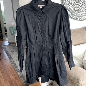 Never worn long blouse‘s (slightly pleated on the bottom 1/2)